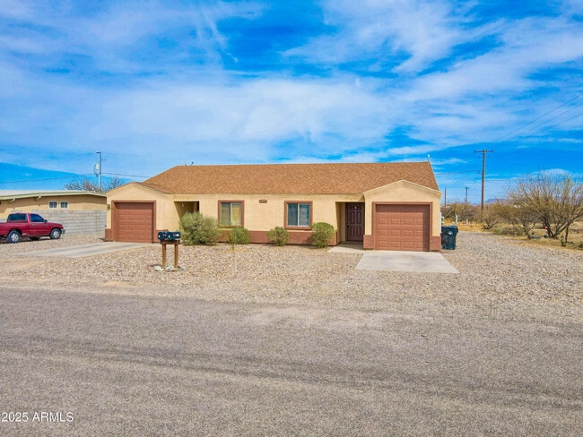 Photo - 4205 N Montezuma Dr House