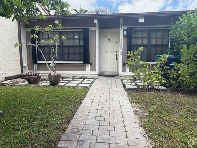 Building Photo - 13513 SW 102nd Ln Rental