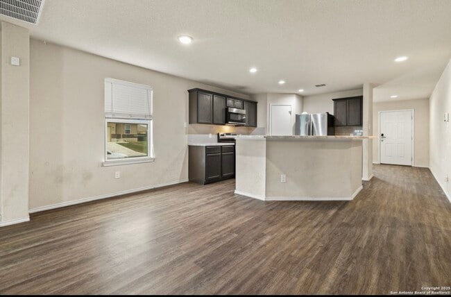 Cocina - 10007 Raspberry Oak