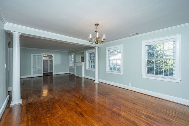 Photo - 25 Fenwick Dr