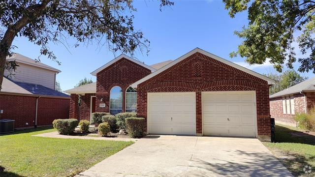 Building Photo - 512 Tumbleweed Dr Rental