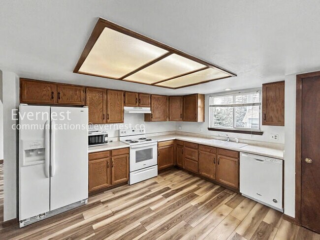 Photo - 4930 Sprangler Dr