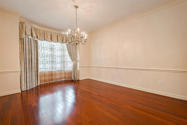 Photo - 1914 Rosebay Ct
