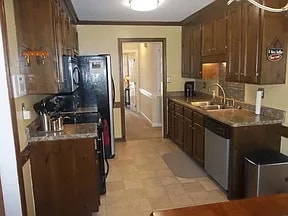 Photo - 1728 Burnt Mill Rd