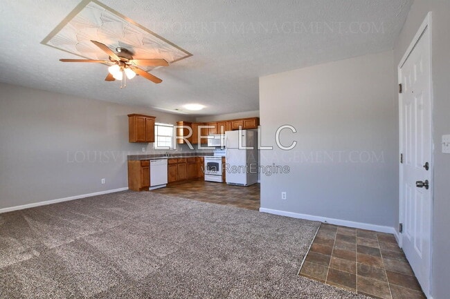 300 Keeneland Dr Unit 2a