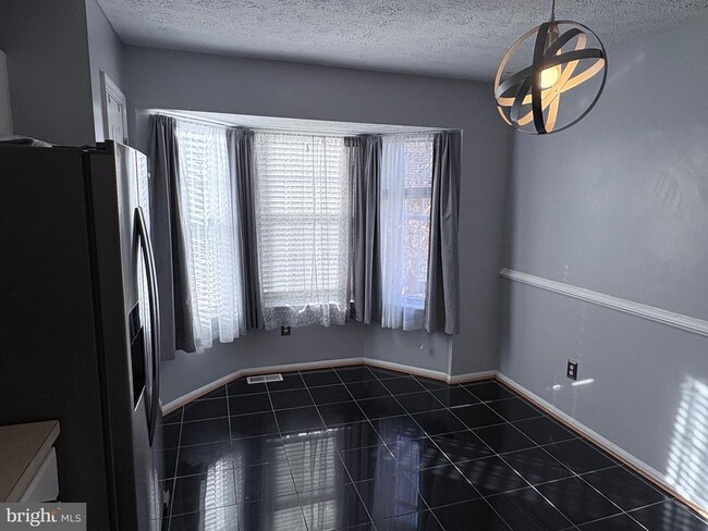 Photo - 2606 Windy Oak Ct