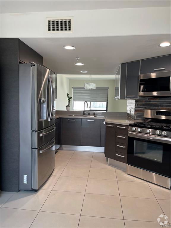 Building Photo - 1432 Barrington Way Rental