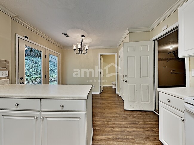 Photo - 1405 Randall Park Dr