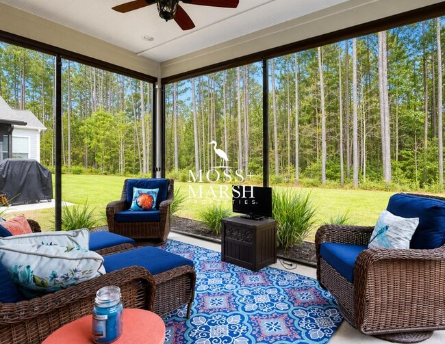 Photo - 140 Turnberry Ct