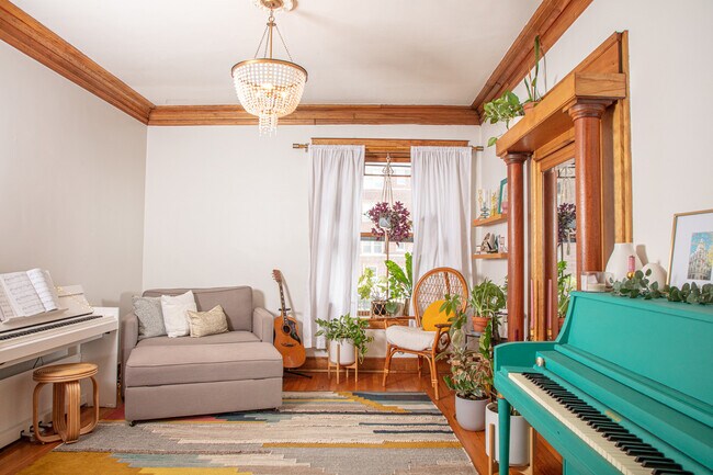 Photo - 1204 W Waveland Ave Unidad 1