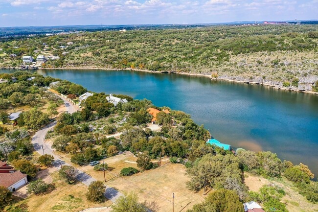 Photo - 830 Los Escondidos Rd