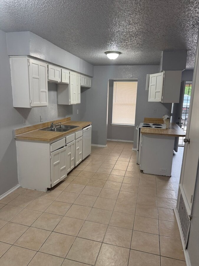 Photo - 1007-1009 Tierney Rd Unit 1007