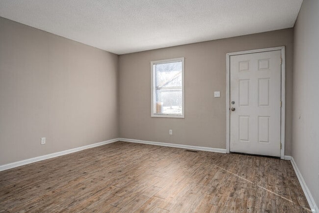 Photo - 324 Lexington St