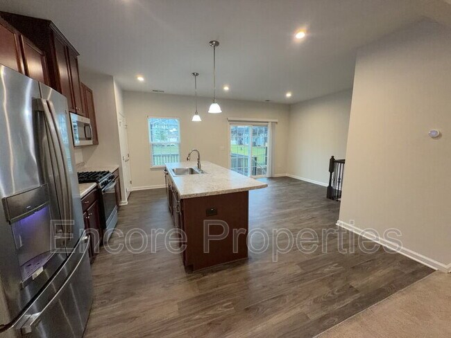 Photo - 333 Amber Acorn Ave