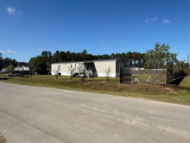 Photo - 239 Road 5027 Rd