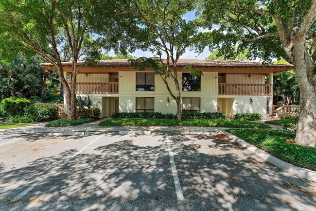 Building Photo - 527 Brackenwood Pl Rental