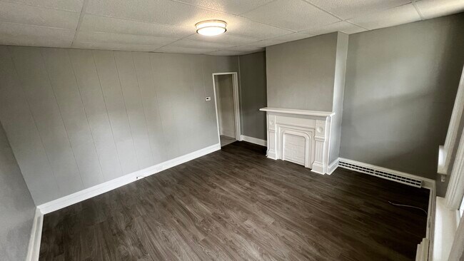 Sala de estar - 315 E 18th Ave