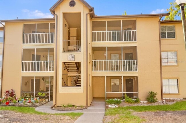 Building Photo - 974 Leeward Pl Unit 303