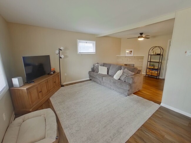 Photo - 267 N Minnesota St