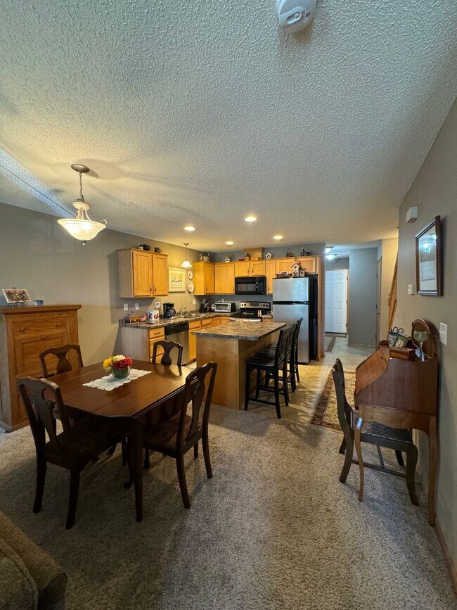 Update Townhouse Available October 21, 202... Townhome Rental in