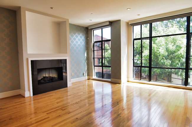 Building Photo - 72 Langton St Unit 2