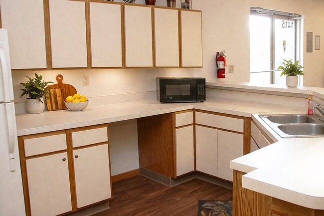 Photo - PORTER COMMONS