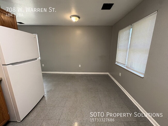 Photo - 708 Warren St