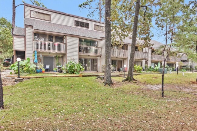 Building Photo - 12900 Walden Rd Unit I-903