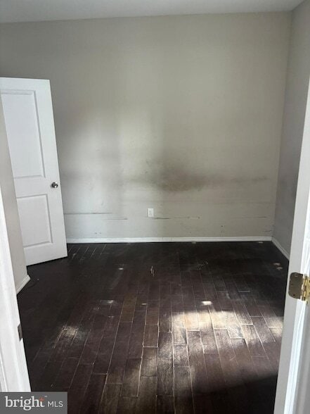 Photo - 5052-54 Walnut St Unit 101