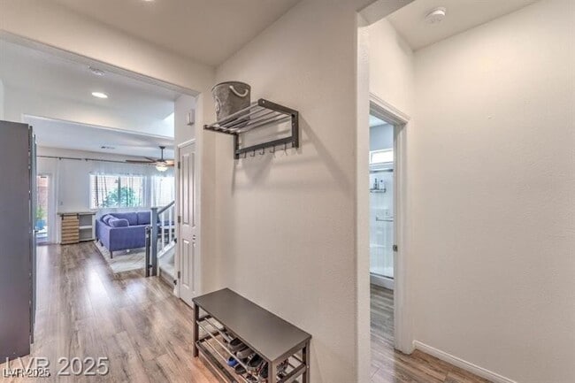 Photo - 10598 Cliff Lake St