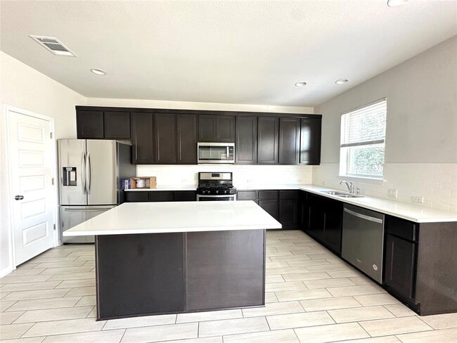 Photo - 2724 Stone Branch Dr