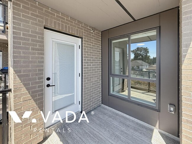Photo - 3068 Kingsway Unité 1