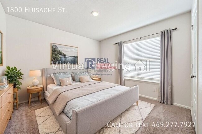 Photo - 1800 Huisache St