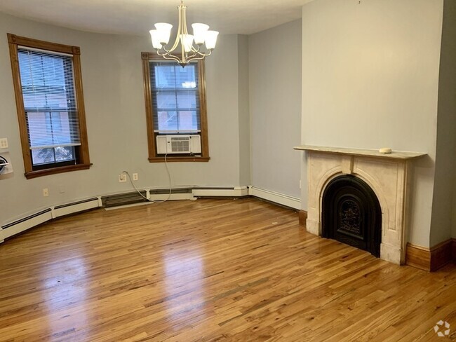 Building Photo - 95 E Brookline St Unit 2 Rental