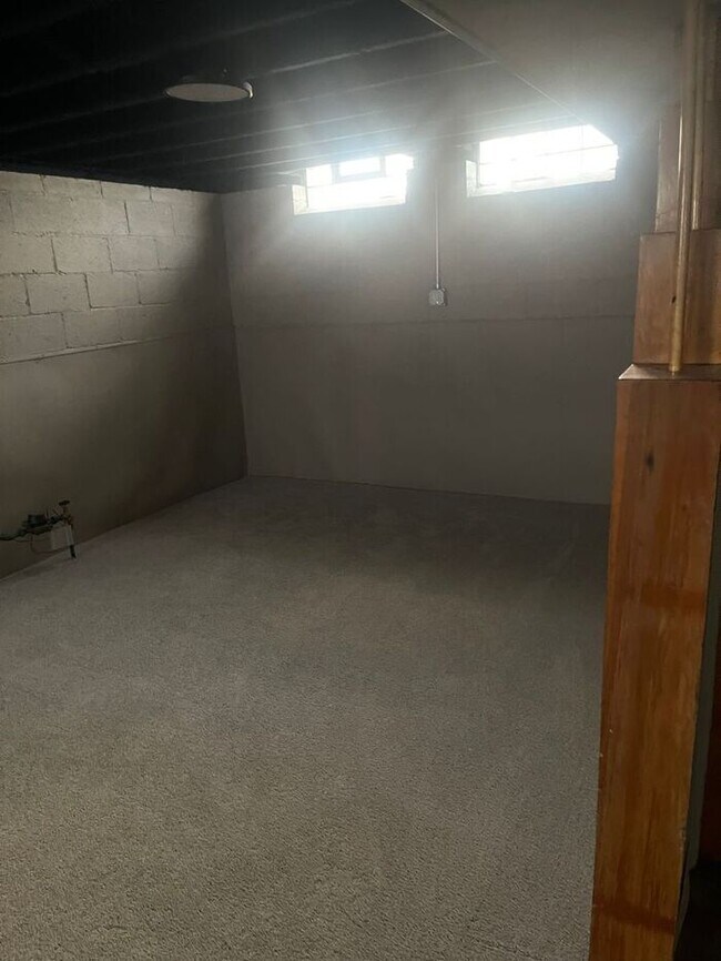 Photo - 15717 Northwood Ave