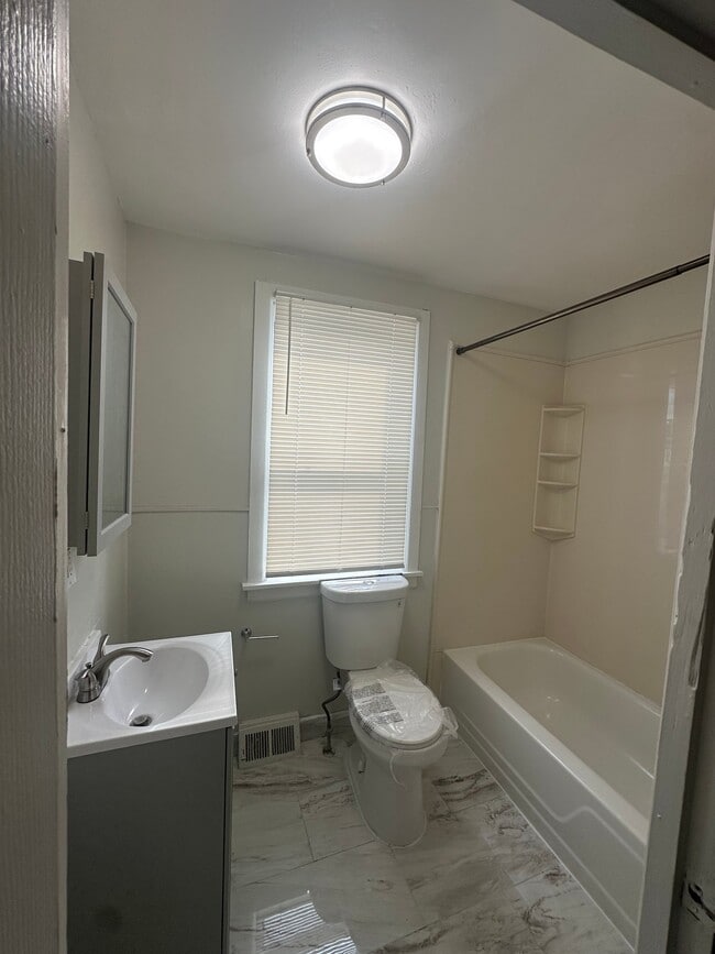 Photo - 2420 Orleans St