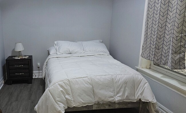 Building Photo - 7712 S Carpenter St Unit #1