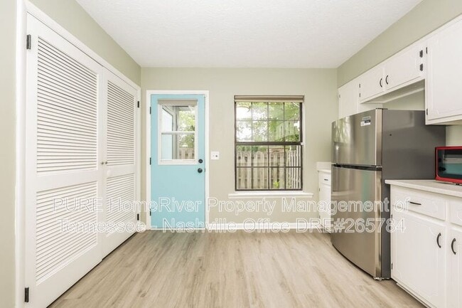 6048 Deal Ave