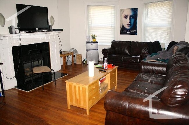 Photo - 41 Orkney Rd Unit 3