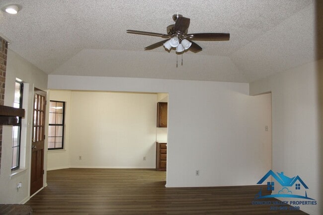 Photo - 1706 Kansas Ave