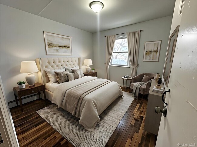 Photo - 210 Wellington St