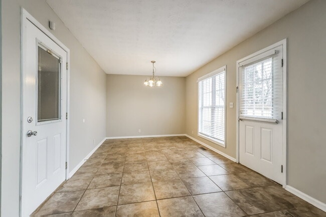 Photo - 90 Hillwood Dr