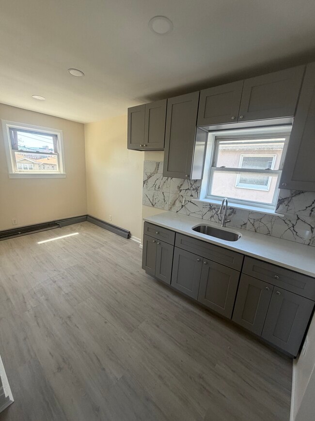 Photo - 16831 105th Ave Unit 2nd Floor