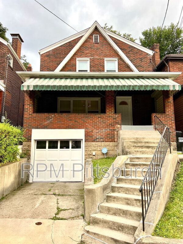 Building Photo - 6526 Rosemoor St