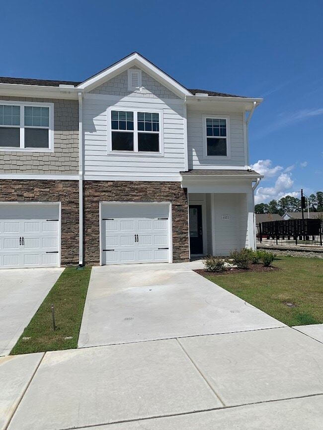 Building Photo - 6927 Eddy Point Ln