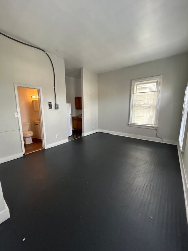 Photo - 911 N 9th St Rd Unit #3