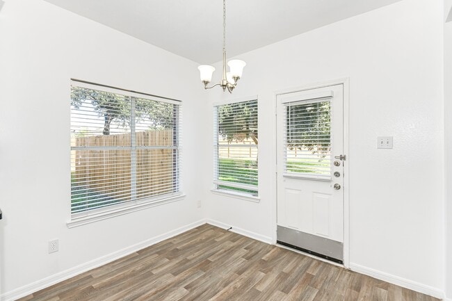 Building Photo - 9502 Willow Trace Ct Rental