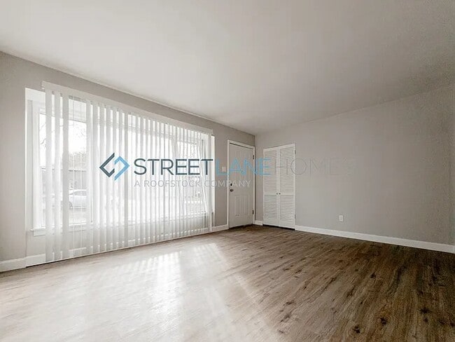 Photo - 1229 Northdale Ave
