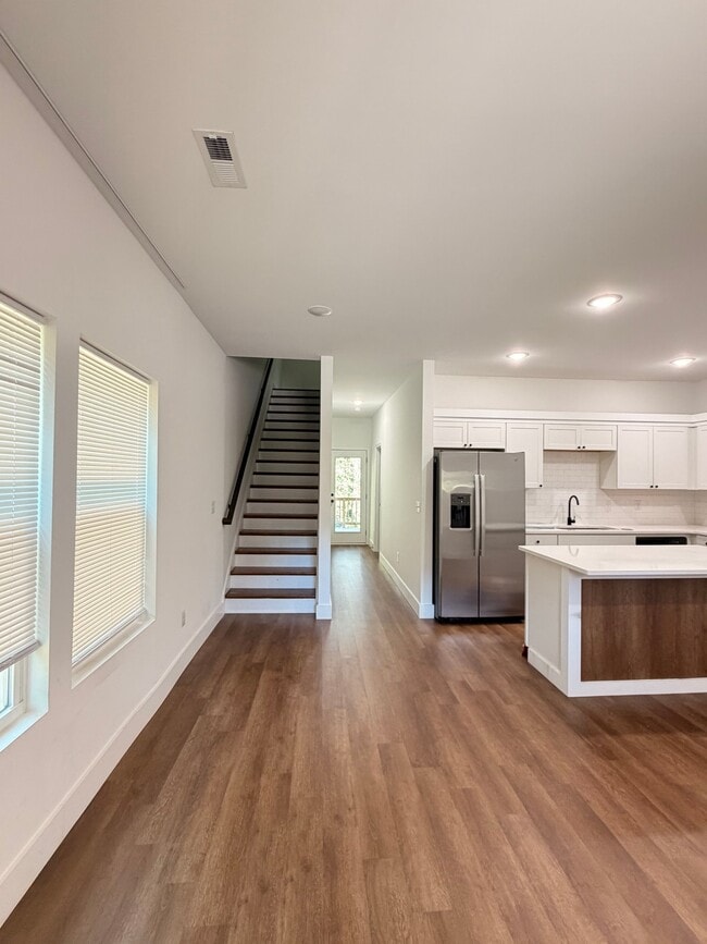118 Honda St