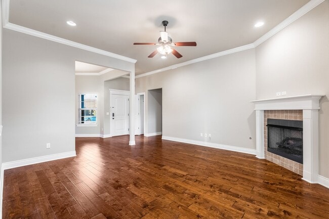Photo - Charming 3-Bedroom Home for Rent in Springdale!